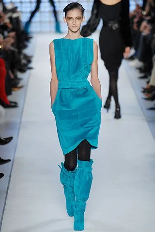 Look 10